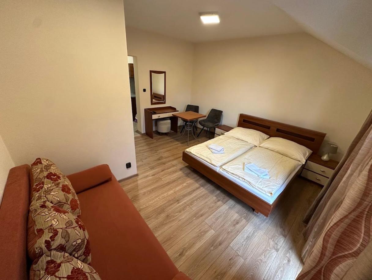 Penzion Tulip Červený Kláštor Exteriér fotografie
